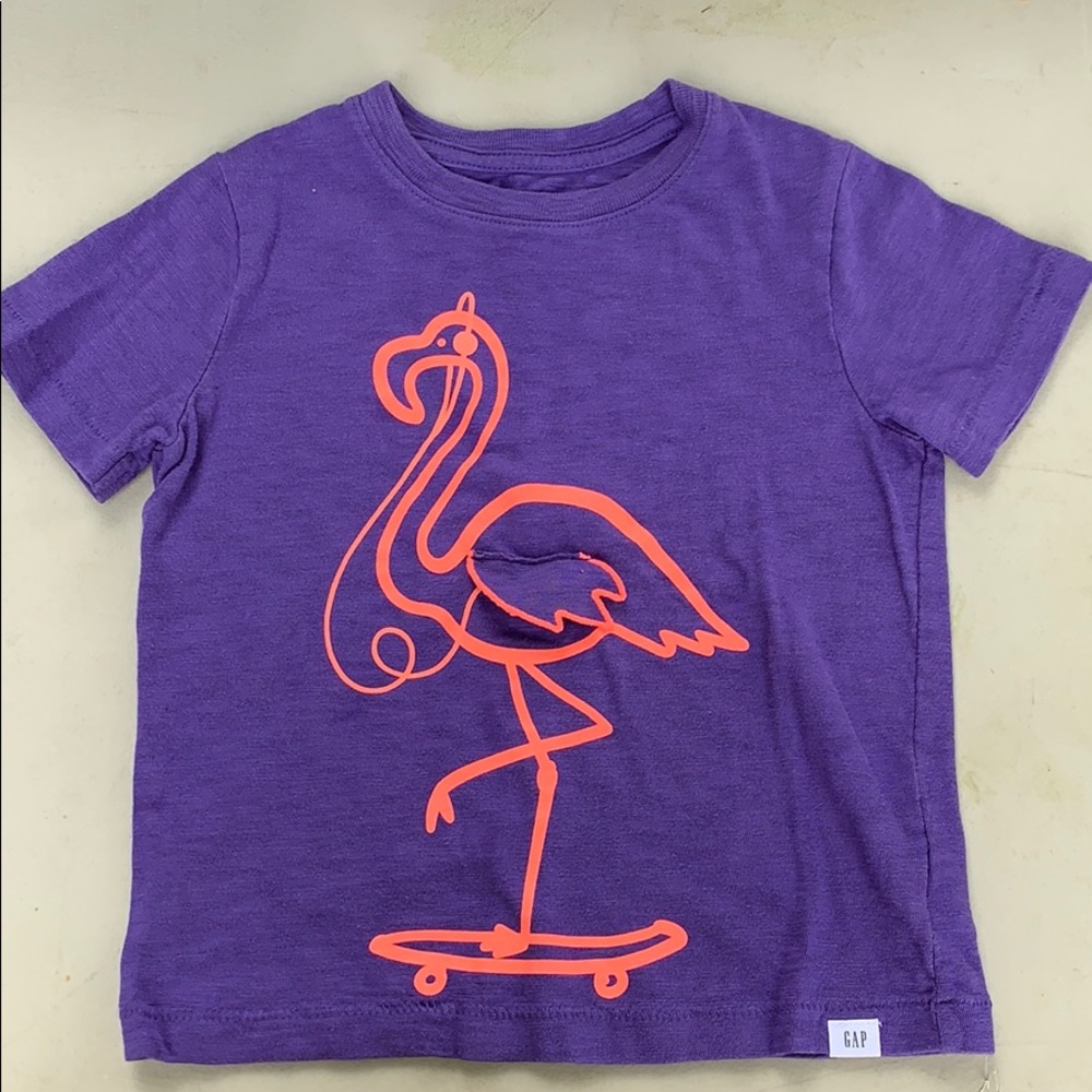 Gap Tshirt